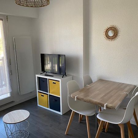 Cabourg T2 cosy avec accès direct plage Esterno foto
