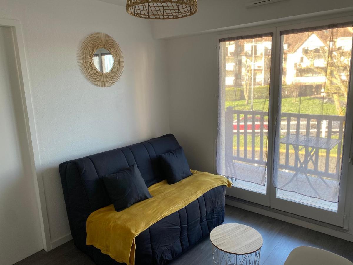 Cabourg T2 cosy avec accès direct plage Esterno foto
