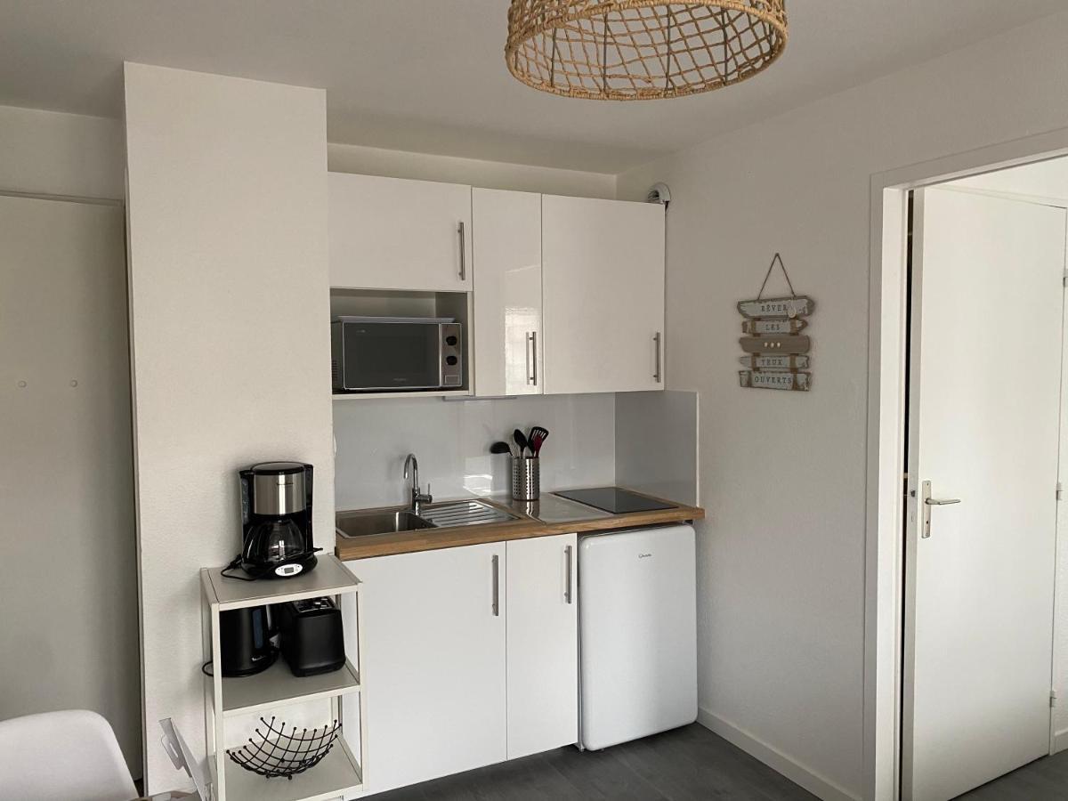 Cabourg T2 cosy avec accès direct plage Esterno foto
